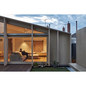 Villa moderna con estructura de acero ligero, residencia privada con diseño de techo inclinado para vivienda al aire libre - Product Image 5
