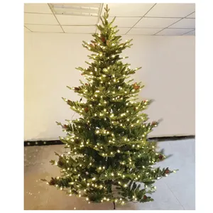 شجرة عيد الميلاد الفاخرة الصناعية الجديدة للعام 2024 بمقاس 210 سم المسبقة الإضاءة المخصصة لتزيين المنزل داخلي وخارجي