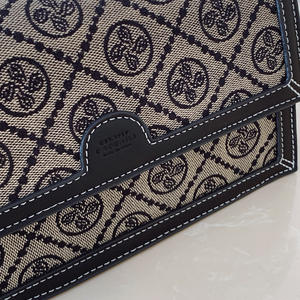 Sac messager pour femme de style vintage. Sac carré avec motifs géométriques. Convient à un usage quotidien. - Product Image 3