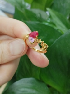 Bague de promesse éternelle de luxe personnalisée en argent sterling 925 avec rubis de laboratoire taille poire et pierre précieuse rouge pour femme, idéale pour les fêtes - Product Image 5