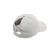 Casquette de sport athlétique perforée ultra-légère avec protection solaire UPF 50+ de qualité supérieure, anti-humidité et imperméable pour l'entraînement estival