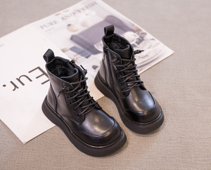 Vente en gros de bottes en cuir de vache véritable noir à semelle souple pour bébé, chaussures en cuir pour garçon et fille - Product Image 3