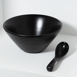 Juego de cuencos de Ramen Vintage de cerámica de 8 pulgadas con <span class=keywords><strong>cuchara</strong></span>, cuenco grande para sopa de fideos con cucharas para Pho Udon asiático Soba Matting Black - Product Image 6