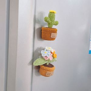 Juego de Imanes para Refrigerador con Plantas en Maceta Tejidas a Crochet, Decoración para el Hogar, Mini Cactus y Flores Tejidas a Mano, Decoración de Peluche, Directo de Fábrica - Product Image 4