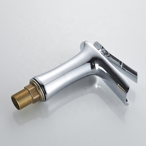 Mélangeur de robinet de <span class=keywords><strong>lavabo</strong></span> de salle de bains cascade en laiton à levier unique de haute qualité - Product Image 6