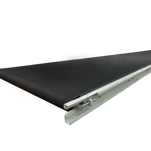 Nastro trasportatore in erba antiscivolo per catena di montaggio - Product Image 2