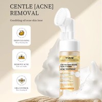 Produits de soin de la peau, soin du visage, nettoyage en profondeur, nettoyant visage, traitement de l'acné, mousse nettoyante pour le visage avec de l'eau pour tous les types de peau