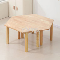 Moetry Meubles en bois pour la sécurité préscolaire Tables trapézoïdales hexagonales épissées Chaises de bureau collaboratives pour l'école maternelle