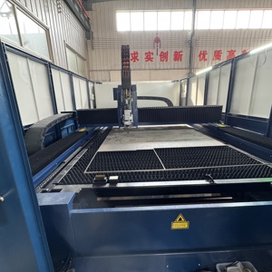 Troquel CNC personalizado para fabricación de chapa, soldadura y estampado de piezas en la industria del hardware - Product Image 4