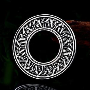 Collar con Colgante Yunnique de Acero Inoxidable 316L, Impermeable, con Runas Vikingas, Incrustaciones Doradas, Grabado Vintage, Unisex, para Regalo - Product Image 5