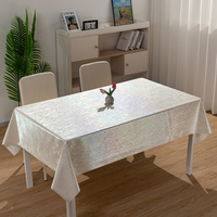 Nappe rectangulaire unie RNPT en tissu nacré blanc irisé avec motif discret, facile à nettoyer
