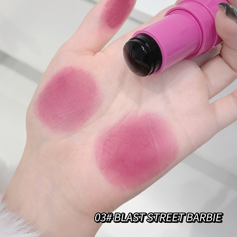 03# Blast Street Barbie