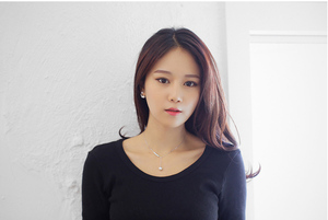 Kalung Mutiara Perak Grosir Pabrik Liontin untuk Wanita Fashionable Hadiah Festival Perhiasan Perak Sterling - Product Image 3