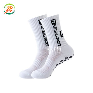 Chaussettes de football professionnelles personnalisées pour hommes, antidérapantes, en nylon, vente en gros - Product Image 4
