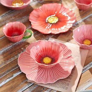 Platos y Tazones de Porcelana con Diseño Floral, Vajilla Personalizada Reutilizable, Apta para Lavavajillas y Microondas, Juego de 2 Piezas para Fiestas - Product Image 1