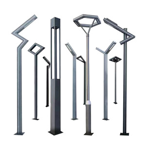 Lampadaire LED moderne en laiton 2700K Lumière du jour IP66 AC 220V Alimenté par énergie solaire avec détecteur de mouvement pour jardin, Garantie 10 ans - Product Image 6