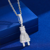 Collar de Lujo con Colgante de Campana de Iglesia para Hombre, Plata de Ley 925, con Diamante Moissanita Baguette y Colgante con Símbolo de Dólar