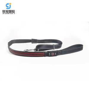 Rechargeable par USB LED clignotant collier <span class=keywords><strong>de</strong></span> chien réglable en nylon collier pour animaux <span class=keywords><strong>de</strong></span> compagnie 3 modèles lumineux fourrure décoration nuit sécurité brillant obscurité - Product Image 1