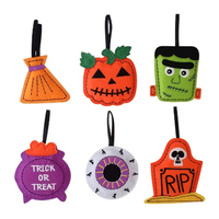 Ornements d'arbre en feutre pour Halloween - Ensemble de 6 décorations suspendues en feutre peluche faites à la main - Ornements de Noël pour l'arbre