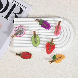 Lot de pinces à cheveux en acétate en forme de fruits mignons, barrettes crocodiles sans pli, accessoires capillaires écologiques et tendance pour fêtes - Product Image 1