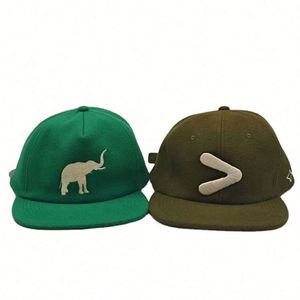 Casquettes 5 panneaux en gros, logo brodé personnalisé, chapeaux en laine, casquette souple style papa, casquette snapback - Product Image 4