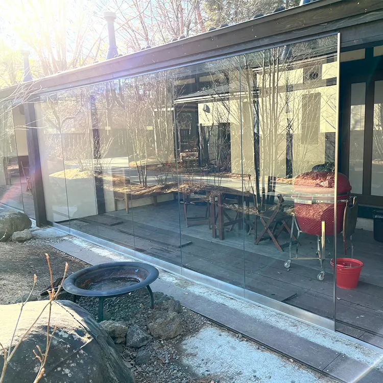 10mm cam perde alüminyum katlanır kapı akordeon panoramik bölme duvar çerçevesiz cam kapı balkon yığını sürgülü veranda kapısı