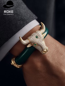 <span class=keywords><strong>Bracelet</strong></span> de luxe personnalisé Tête de Taureau en Or 9K-18K, entièrement pavé de diamants, yeux d'émeraude, en <span class=keywords><strong>cuir</strong></span> de crocodile, pour Hommes et Femmes, Cadeau de fête - Product Image 6