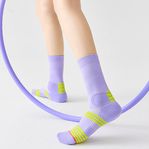 Chaussettes de sport pour femmes, chaussettes de performance, rembourrées, en tissu éponge, respirantes, pour le tennis, le <span class=keywords><strong>badminton</strong></span>, la course à pied - Product Image 4