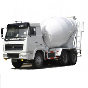 Chất lượng tốt DIESEL 5000 lít tự tải di động trộn bê tông xe tải với máy bơm để bán - Product Image 1