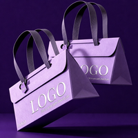 Flyers en carton rose écologiques de luxe en gros avec ruban, logo personnalisé et pelliculage pour la Fête des Mères, vêtements, chaussures, cadeaux