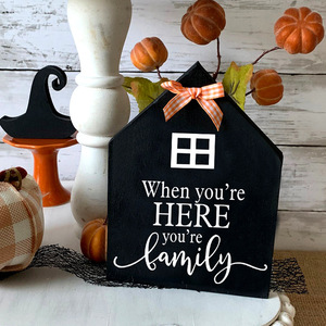 Décoration murale en bois style ferme moderne en forme de maison avec nœud pour Thanksgiving, idéale pour le salon - Product Image 1