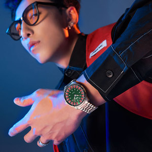 Mark fairwhale nam quay Roulette thạch anh Đồng hồ sòng bạc quay tay phát sáng Vòng đeo tay bằng thép không gỉ chống nước 30M - Product Image 6