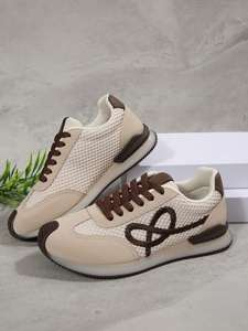 Baskets rétro confortables pour femme, à lacets, avec empiècements brodés, semelle souple en gelée, polyvalentes, décontractées, pour le quotidien - Product Image 3