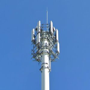 Mástil de Antena de Telecomunicaciones Monopolar de Acero Galvanizado en Caliente de Alta Calidad, Torre de 40 Metros para Estación de Señal 5G GSM - Product Image 3