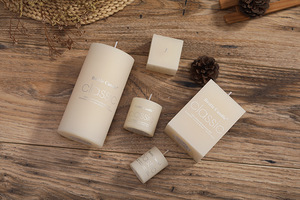 Bougie pilier en <span class=keywords><strong>cire</strong></span> de soja écologique à vente <span class=keywords><strong>chaude</strong></span>, sans fumée, avec mèche en coton, avec logo personnalisé pour l'éclairage de Noël - Product Image 4