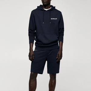 Sweat à capuche pour homme en tissu léger de bonne qualité, style actuel, confortable, respirant, décontracté, couleur unie. - Product Image 3