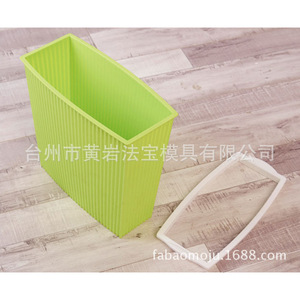 Molde rectangular de plástico para contenedor de basura, para uso doméstico en interiores, con múltiples cavidades y patrón geométrico semifijo. - Product Image 3