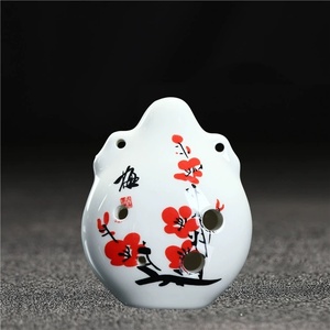 Ocarina décorative en céramique à 6 trous, peinte à la main, motif prune, lotus, kaki, instrument de musique folklorique pour collection - Product Image 4