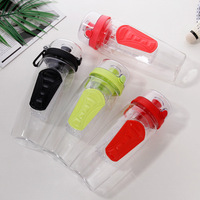 Bouteille d'eau en plastique Tritan avec infuseur à fruits, sans BPA, infuseur à citron, bouteille d'eau avec filtre