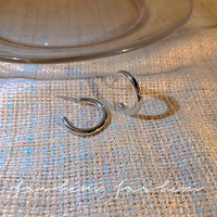 Boucles d'oreilles en argent et boîtes à bijoux personnalisées et cartes de remerciement avec logo, livraison directe