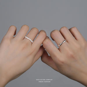 Micro-Pavé S925 Anillos de pareja de plata esterlina <span class=keywords><strong>Bandas</strong></span> a juego ajustables románticas para bodas Fábrica al por mayor - Product Image 4