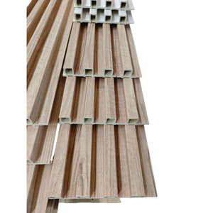 Panel de pared de rejilla giratoria ángulo de esquina de WPC grano de madera lambrin PVC interior decorativo - Product Image 1
