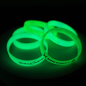 Bracelets en PVC souple phosphorescents, conception personnalisée gratuite en usine, cadeaux promotionnels écologiques, service complet - Product Image 3