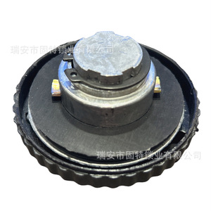 Bouchon de remplissage d'huile Hyundai H100 31010-140000 en alliage de zinc noir et plastique pour moteur de voiture - Product Image 1