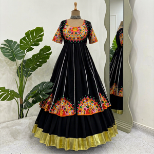 LENGHA, Vestido de Diseñador Pakistaní para Bodas Indias, Shreeji Fashion, Georgette de Secado Rápido, Estilo Bollywood, Completamente Cosido - Product Image 1