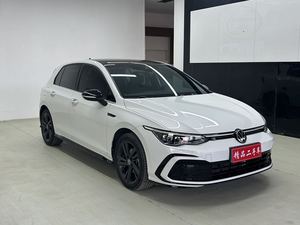 <span class=keywords><strong>Golf</strong></span> 2021-2025, Versión Renovada, Turbo 280TSI, Automático, DSG, R-Line Lite, Asientos de Cuero, Neumáticos R17, Volante a la Izquierda, Cámara Trasera, Luces - Product Image 2
