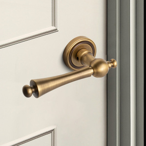 现代美式室内黄铜静音门锁轻型豪华拉丝金饰面卧室家用实心门把手 - Product Image 4