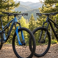 Fourche à suspension pneumatique TOSEEK MTB Boost 26/27.5/29 120mm, axe traversant 15x110, verrouillage à distance, réglage de rebond conique, OEM Pro, logo personnalisé