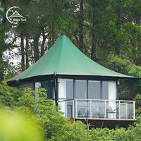 Tente de luxe de style villa de 25 m² avec salle de bain, Glamping de luxe pour une retraite de vacances
