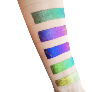 Échantillons GRATUITS de la marque Mcess – Pigments brésiliens hautement pigmentés pour maquillage des yeux, poudres multichromes effet irisé pour vernis à ongles - Product Image 6